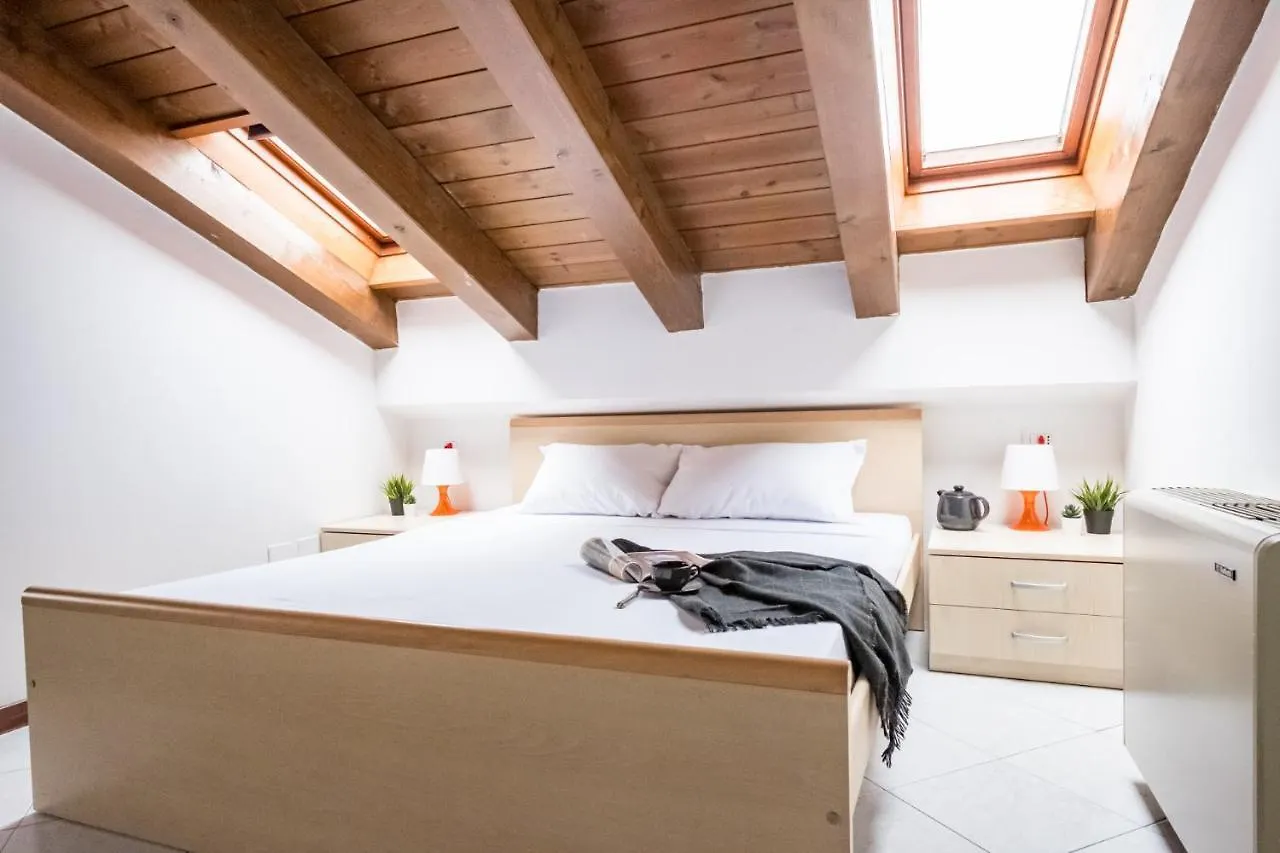 Apartament GARDA ALMONDS cni-00626 Desenzano del Garda