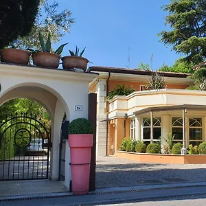  Bed and breakfast La Desenzano